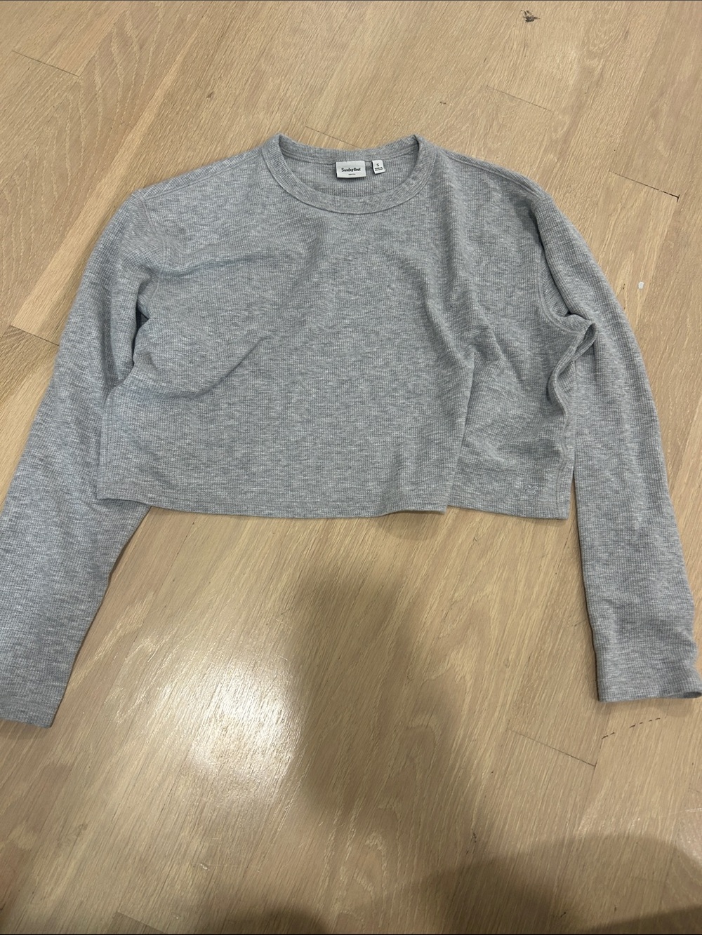 aritzia sunday best waffle cropped grey long sleeve